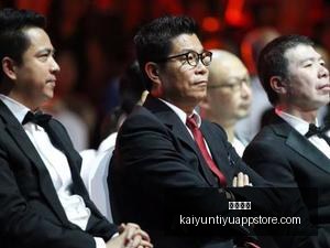 小米联名英,雄联盟,定制手机亮,开云体育,开云体育官网,开云体育app下载